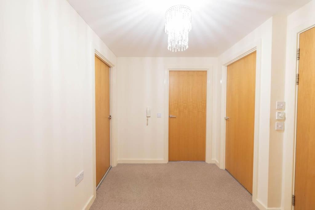 Apartment Luxury 2 Bed *
